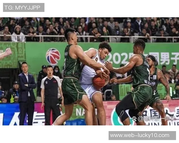 南京同曦主场迎战上海队期待精彩对决与球迷激情共鸣