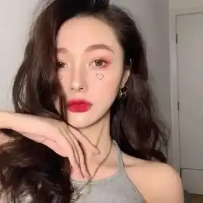 秦峻萱